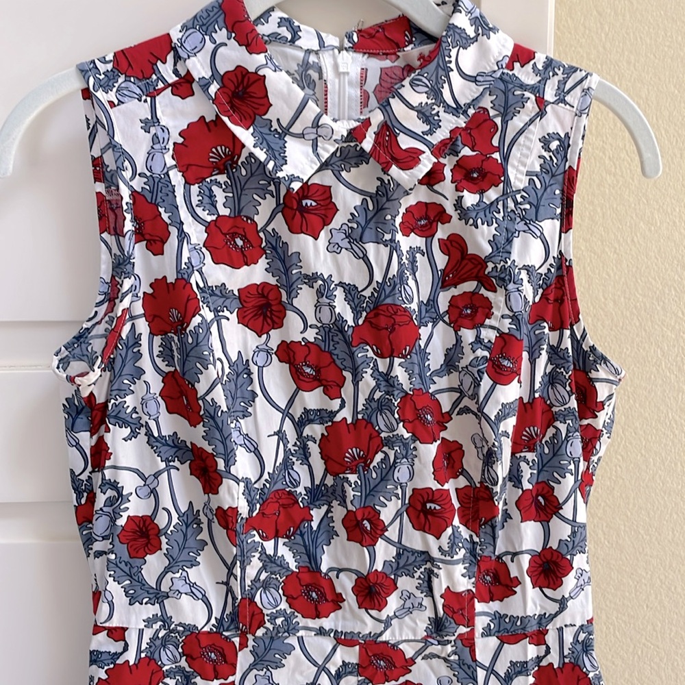 Brooks Brothers Red Fleece Floral Sleeveless Dress 97% cotton women’s size 4